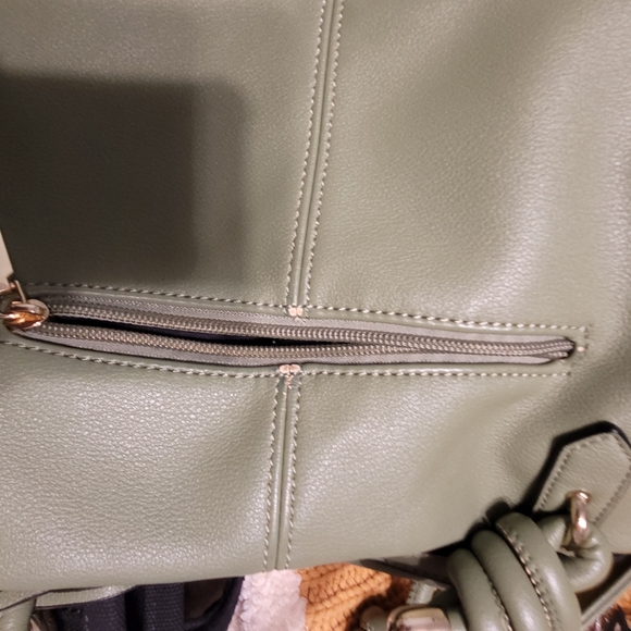 Elegant Green Women's Bag - Picture 9 of 9